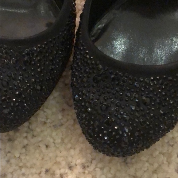 Black Crystal BCBGMAXAZRIA Heels in size 6. - Picture 7 of 7